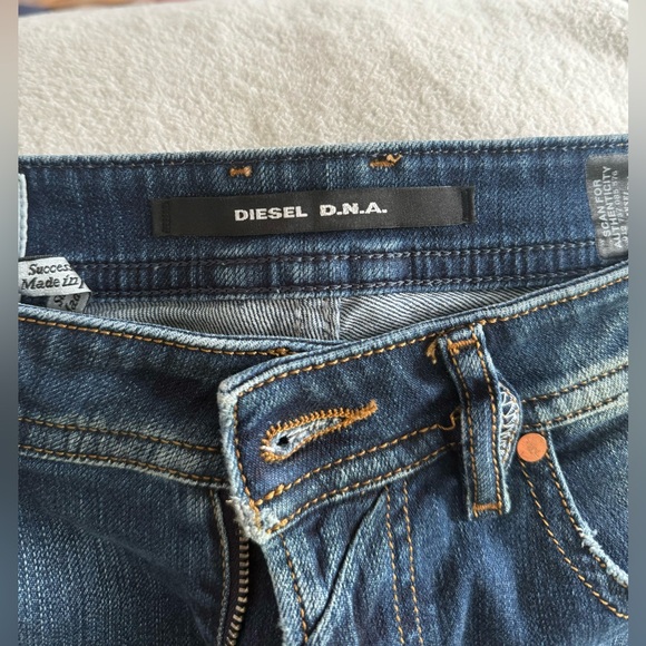 Diesel men’s jeans  W30 L32 - Picture 3 of 5